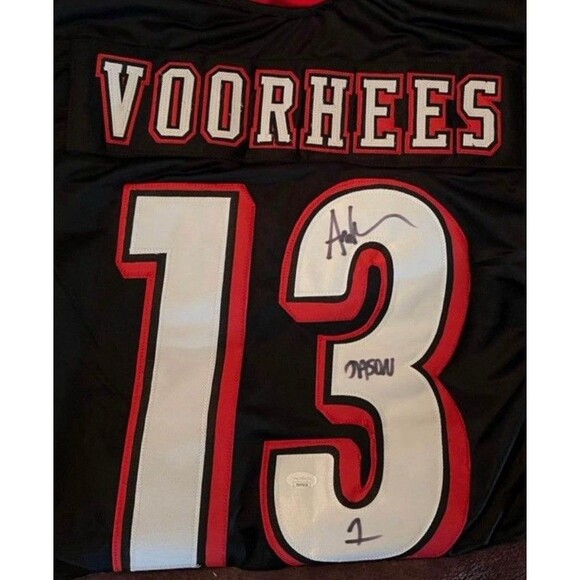 Jason Voorhees Signed Hockey Jersey #13 – JSA Witness COA – Friday the 13th - Picture 1 of 4